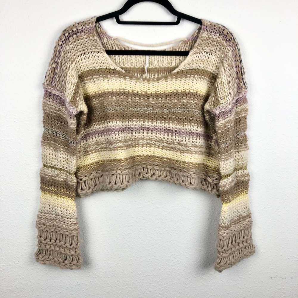 FREE PEOPLE Chunky Knit Cropped Sweater Bell Sleev - Picture 3 of 15